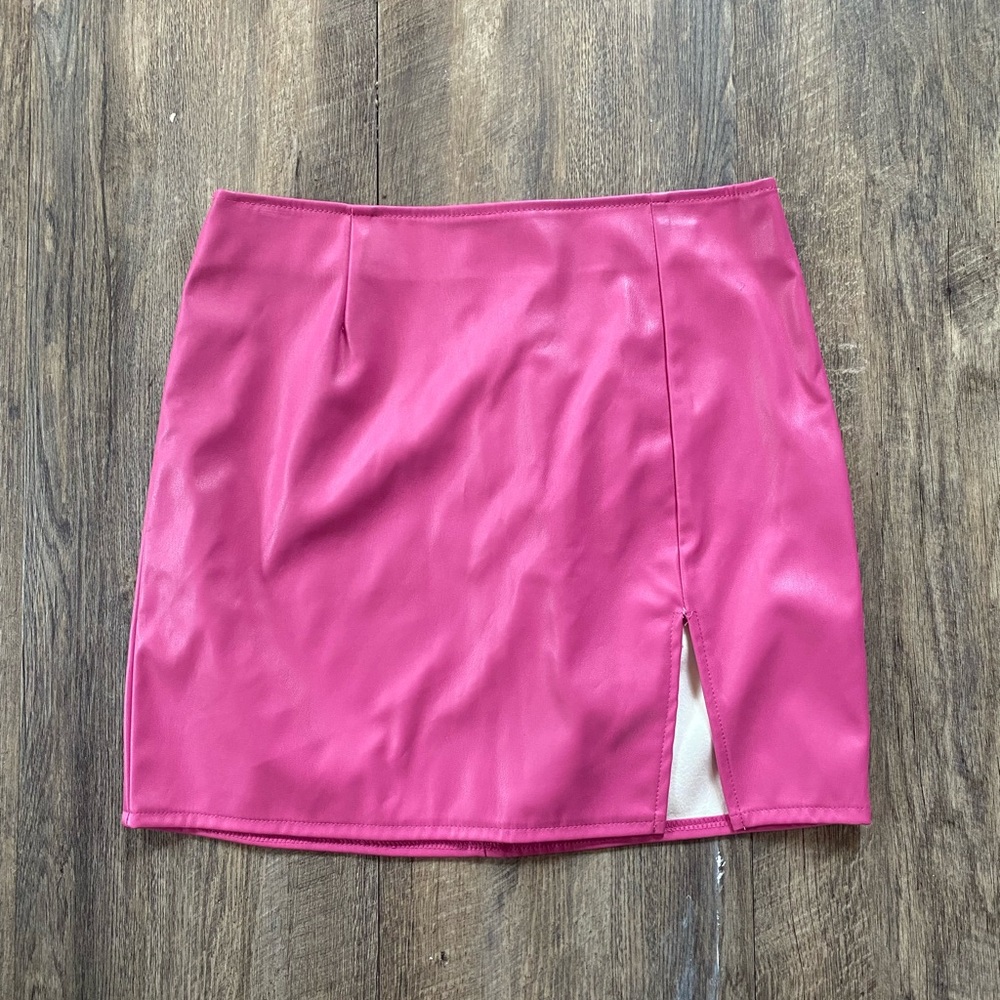 Windsor Pink leather skirt